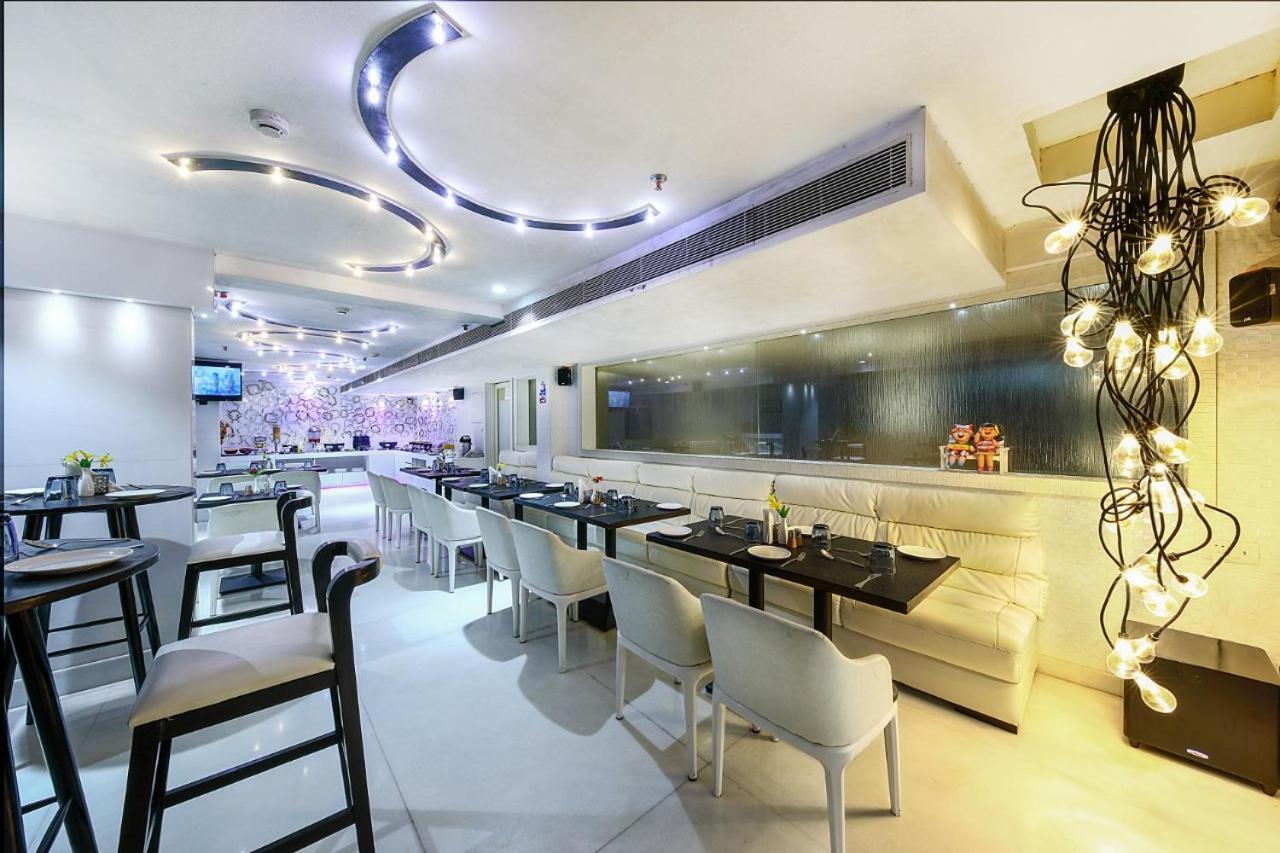 Hotel Narayani Enclave Kalkuta Zewnętrze zdjęcie