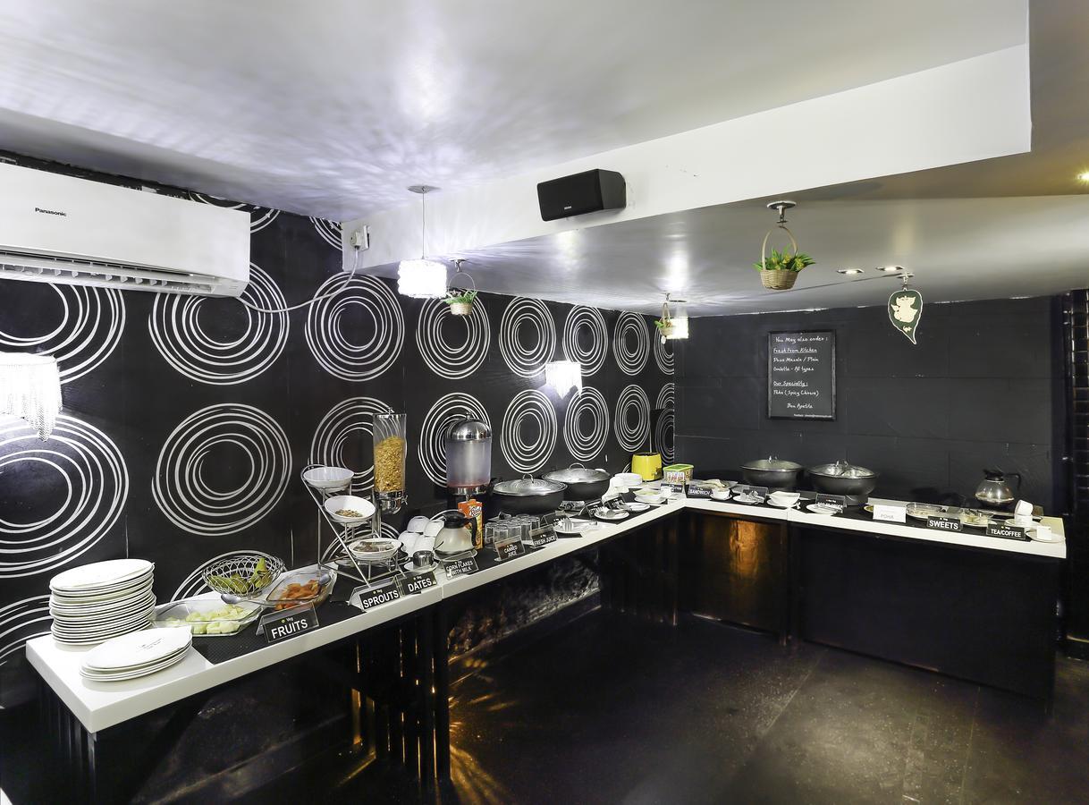 Hotel Narayani Enclave Kalkuta Zewnętrze zdjęcie