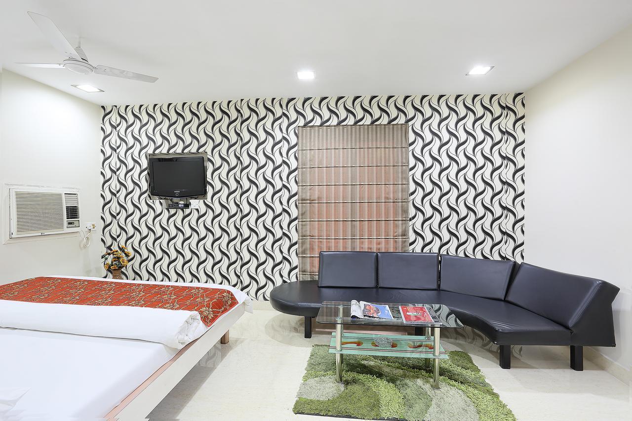 Hotel Narayani Enclave Kalkuta Zewnętrze zdjęcie
