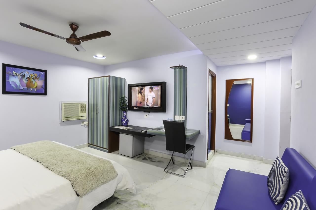 Hotel Narayani Enclave Kalkuta Zewnętrze zdjęcie