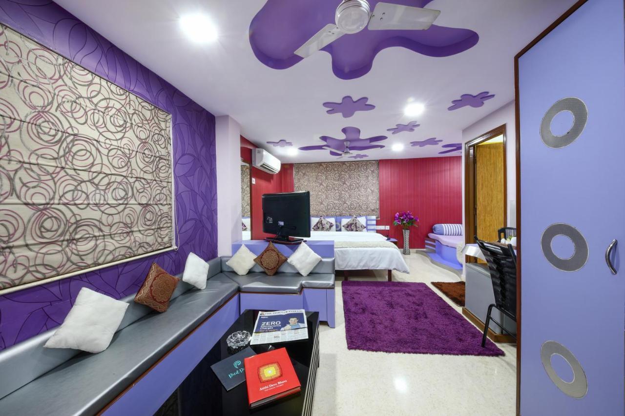 Hotel Narayani Enclave Kalkuta Zewnętrze zdjęcie