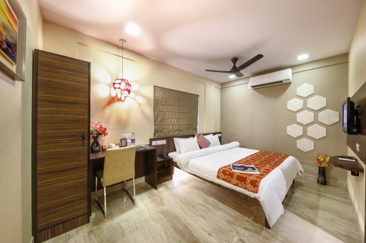 Hotel Narayani Enclave Kalkuta Zewnętrze zdjęcie